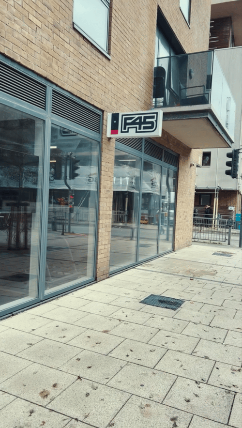 F45 corner